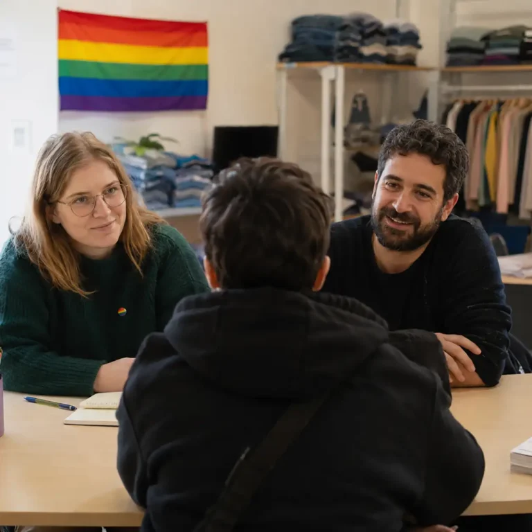 Ecoute et soutien au LGBTQIA+